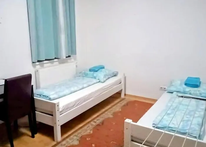 Проживання в сім'ї Nr 3 *